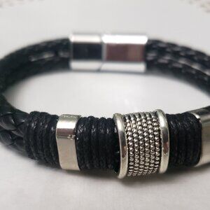 💥Braided black leather bracelet with silver accents  NEW